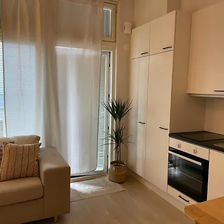 Immaculate 1-bed In *